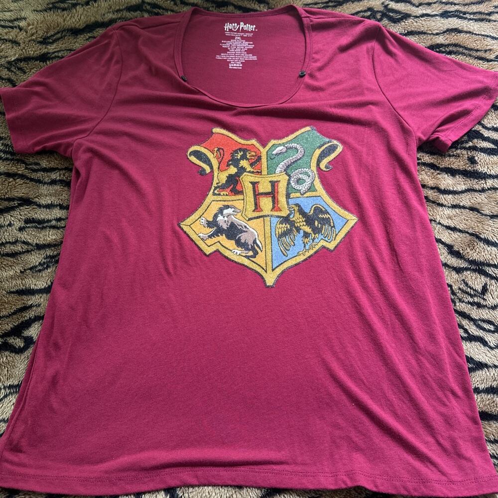 Harry Potter Womens Hogwarts Crest Graphic T-Shirt Burgundy Maroon 2XL No Cloak